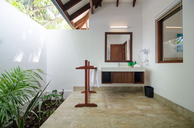 Garden Room at Summer Island, view 4